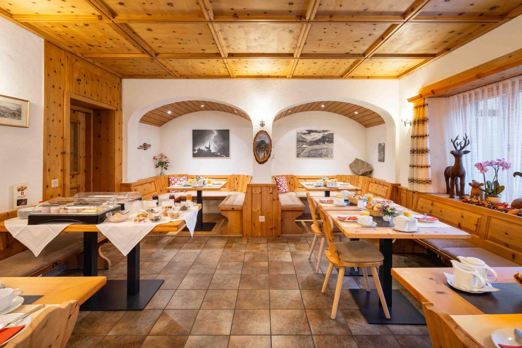 Garni Alpenrose - Grusaida Scuol Exterior photo